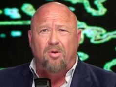 Alex Jones critica Trump como a ‘casa apodrecida’ do velho eu após escavações nas redes sociais