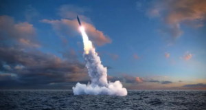 Conflito naval Irã-EUA aumenta no Estreito de Ormuz e bloqueio naval