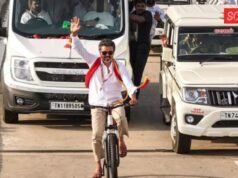 Vijay entra em pânico enquanto anda de bicicleta enquanto o ventilador joga pétalas, confundindo-o com um explosivo. Assista ao vídeo | Notícias tâmeis