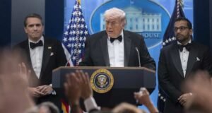 ‘Não há espaço para violência política’: Mark Carney e outros líderes respondem ao ataque na estreia em Washington