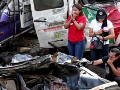 20 pessoas morreram na região de Cauca em atentado contra ônibus na rodovia Pan-Americana, na Colômbia