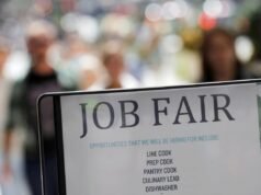 Empregadores dos EUA acrescentaram 178 mil empregos em março, em relatório mais forte do que o esperado