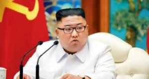 Líder norte-coreano Kim reitera apoio da Rússia à guerra “sagrada” na Ucrânia