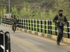 A embaixada insta os cidadãos indianos a exercerem extrema cautela e cautela