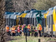 Trens dinamarqueses colidem perto de Copenhague; 5 pessoas ficaram gravemente feridas