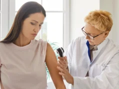 Inteligência artificial identifica padrões de risco precoce para câncer de pele