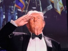 Após o tiroteio em Washington, Trump elogiou o Serviço Secreto e pediu que o show continuasse