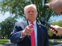 Trump diz que Irã suspendeu execução de oito manifestantes a seu pedido