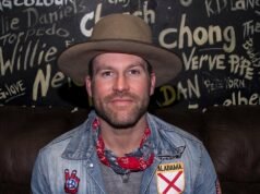 A estrela da música country Drake White diz que seu derrame em 2019 quase o matou durante uma turnê.