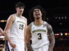 Michigan ganha o primeiro título nacional da NCAA desde 1989 e supera a UConn em suspense