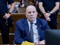 Harvey Weinstein tenta se livrar da alegação de estupro quando o terceiro julgamento por crimes sexuais começa em Nova York