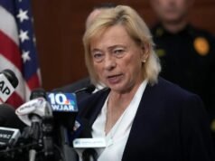 A governadora do Maine, Janet Mills, fez eco a Trump ao pedir uma reforma da obstrução do Partido Republicano