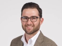 Chefe de receita da Paramount provoca ‘evolução completa’ de Plutão