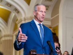 Senado dá o primeiro passo para acabar com a paralisação recorde do DHS