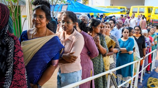 kerala-voting-assembly-elections_20260409104522.jpg