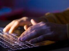 Homem Aloha condenado a 10 anos por tentativa de pornografia infantil enquanto estava em liberdade condicional