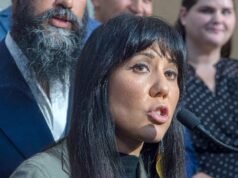 A política canadense Leah Gazan soletrando MMIWG2SLGBTQQIA+ se torna viral