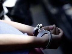 “Se eu sacar sua arma eu atiro na sua cabeça”: Mulher é presa após ameaçar policial nas Termas