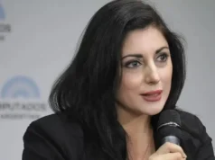 Juliana Santillan El intransigente contra a política do jornalismo