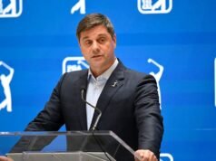 CEO do PGA Tour diz que a liga está analisando o retorno dos jogadores de golfe do LIV