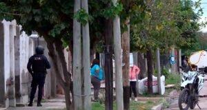 Eles ordenaram a escavação da casa da família umbandista acusada de abuso infantil e o julgamento será realizado hoje.