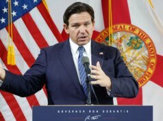 DeSantis assina projeto de lei contra o extremismo islâmico nas universidades da Flórida