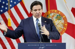 DeSantis assina projeto de lei contra o extremismo islâmico nas universidades da Flórida