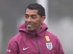 Entrevista com Chris Lock: Ex-bombeiro que virou técnico do Charlton e agora trabalha com os melhores jovens talentos da Inglaterra | Notícias de futebol