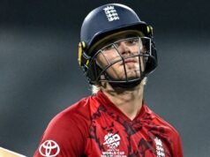 Jacob Bethell revida as críticas do IPL enquanto Sir Alastair Cook exorta a estrela da Inglaterra a considerar o retorno ao críquete do condado com Warwickshire | Notícias de críquete