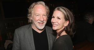 Melissa Gilbert está defendendo seu marido, Timothy Busfield, em meio a acusações de abuso sexual infantil