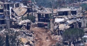 Israel destrói cidades e aldeias no sul do Líbano: NPR