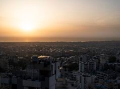 Israel-Hezbollah; Diretor do CDC nomeado; imigração: NPR