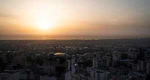 Israel-Hezbollah; Diretor do CDC nomeado; imigração: NPR