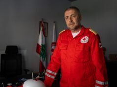 Dezenas de médicos no Líbano mortos em ataques aéreos israelenses: NPR