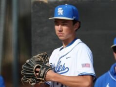 Tyler George, do segundo ano, de Santa Margarita, é uma máquina de strikeout