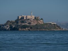 Trump pede ao Congresso US$ 152 milhões para reconstruir prisão de Alcatraz