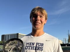Tripp King, da Loyola High, parece prestes a se tornar um criador de tendências no lacrosse