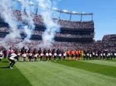 Mile High Stadium com 75.824 pacotes para jogos da MLS