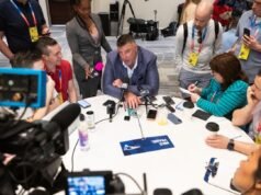 Como o New York Post conseguiu as fotos de Mike Vrabel?