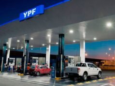 YPF congela preço da gasolina por 45 dias para controlar efeito inflacionário