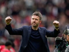 Michael Carrick entregou o futebol da Liga dos Campeões e a diretoria do Man United estaria fazendo uma aposta ENORME para não lhe dar o emprego de tempo integral, mas a má forma de uma estrela dos Red Devils vai preocupar o chefe