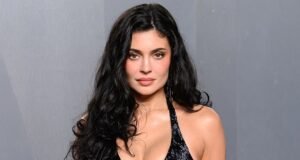 Kylie Jenner revela insulto ‘diabólico’ que paparazzo infligiu a ela quando ela era menor de idade: ‘Foi assustador’