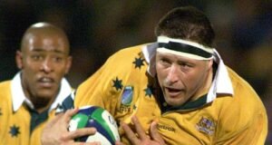 A lenda dos Wallabies, Phil Kearns, relata o trauma de atropelar seu bebê Andie: “Lembra, pai, quando você tentou me matar?”
