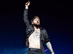 O vocalista do Beartooth, Caleb Shomo, se apresenta como um “homem gay orgulhoso” enquanto sua esposa há 13 anos quebra o silêncio