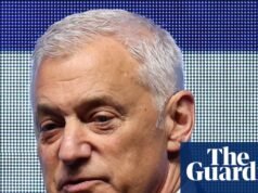 Chefe do Standard Chartered pede desculpas por comentários sobre ‘capital humano subvalorizado’ durante cortes de empregos | Alugado padrão