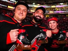 Os Carolina Hurricanes esgotaram as populares canecas de “beer skate”