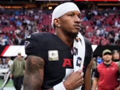 Penix (ACL) está de volta a campo lançando o exercício dos Falcons…