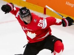 Scheifele brilha na vitória do Canadá no mundial de hóquei