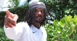 ‘Trata-se de construir confiança’: foco do QB Malik Willis…