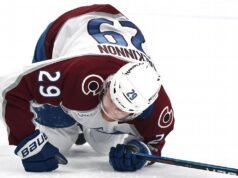 MacKinnon se machuca enquanto Avs enfrenta ‘grande colina para escalar’